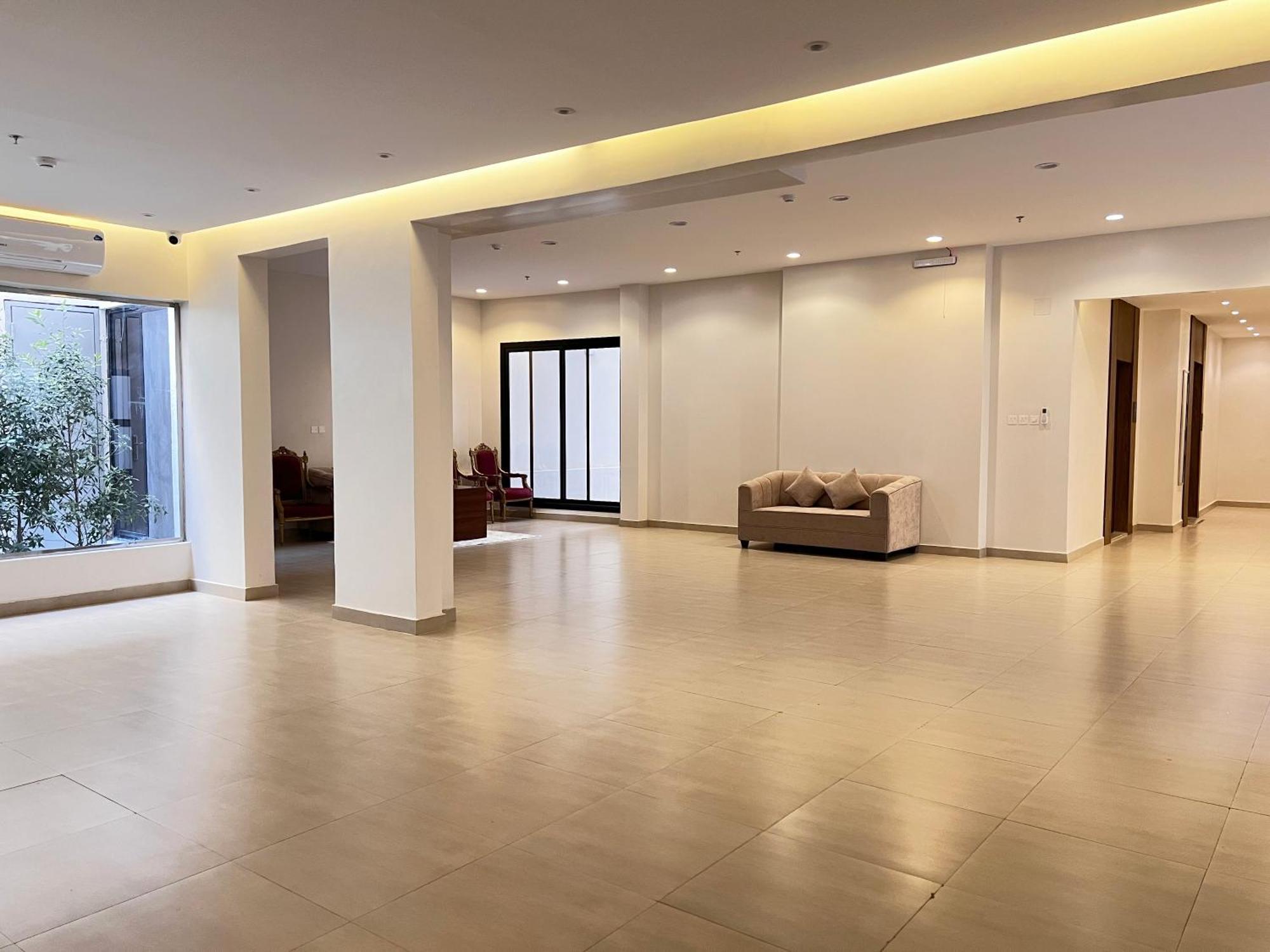 اجنحة كرم مخدومة جديدة New Karam Apartment *
